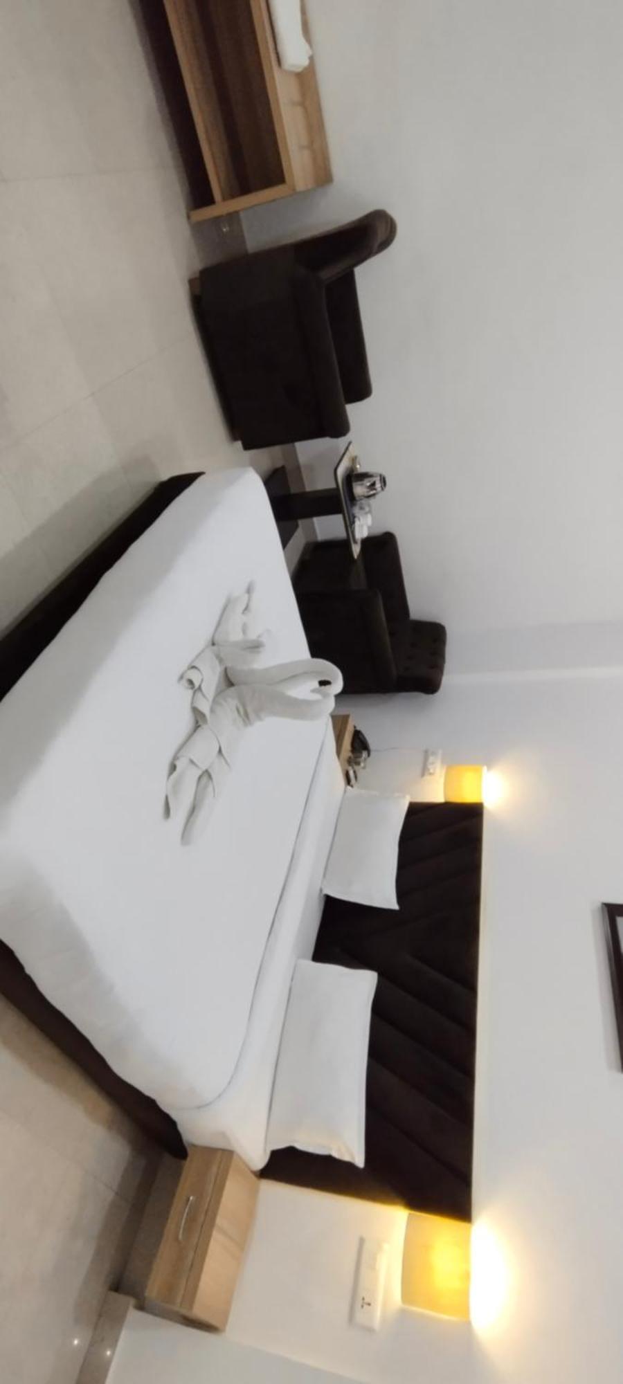 Hotel Lakeview By Bookingcare Chhatarpur Екстериор снимка